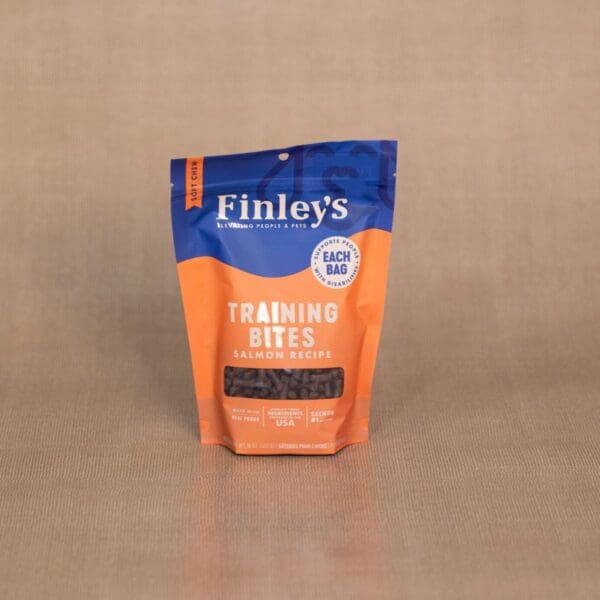 FINLEY'S SALMON TRAINER DOG BITES MP6 - 16 OZ